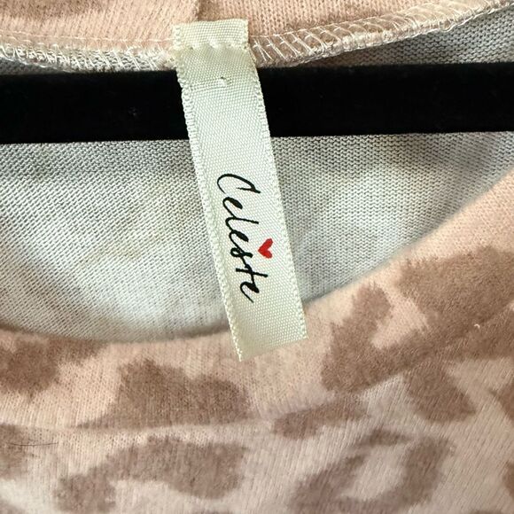 Celeste Sweater Top 2X Plus Size Pink Leopard Print Cold Shoulder Soft Knit EUC - Picture 3 of 6